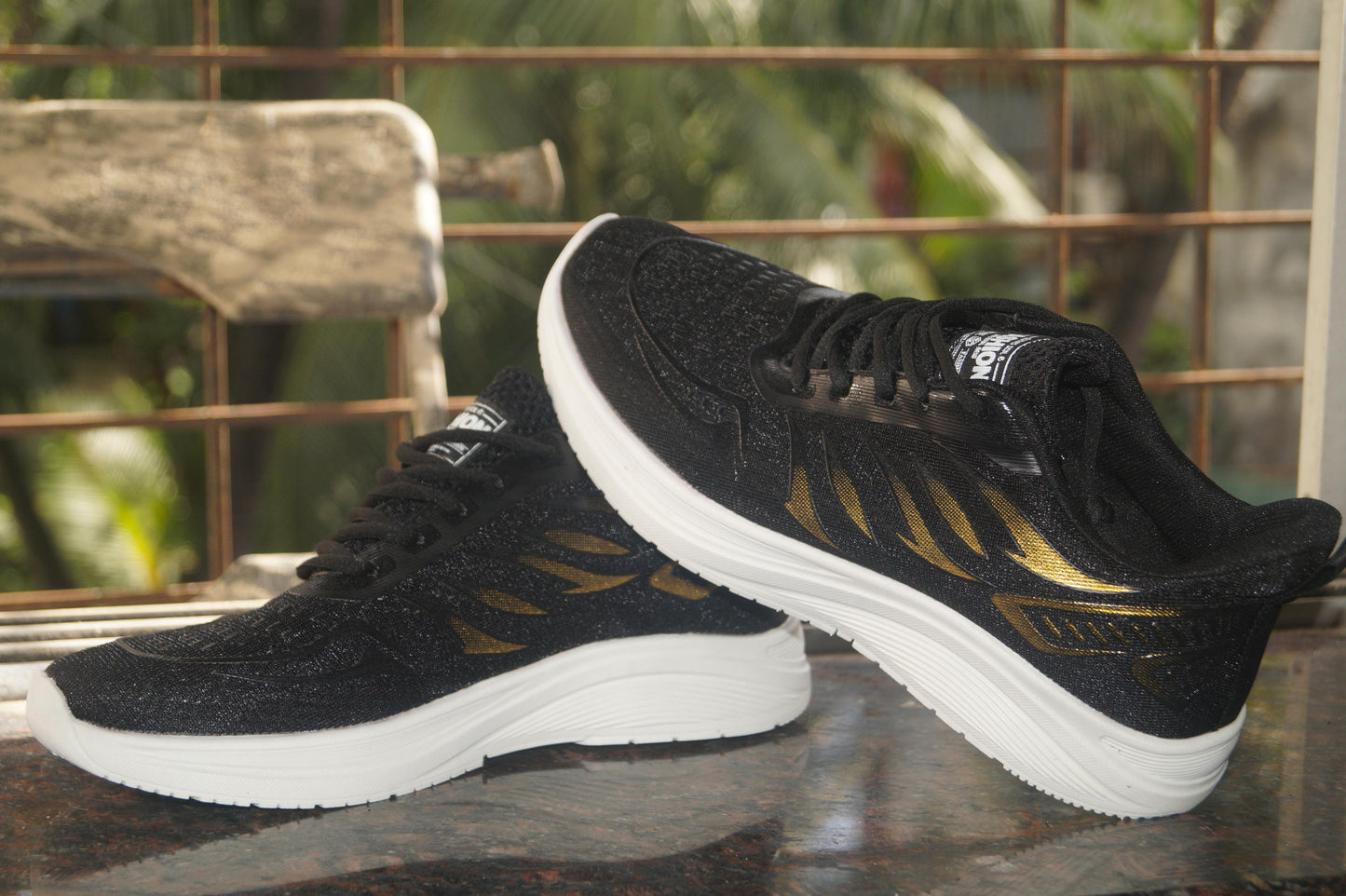 Pulsefit men runners