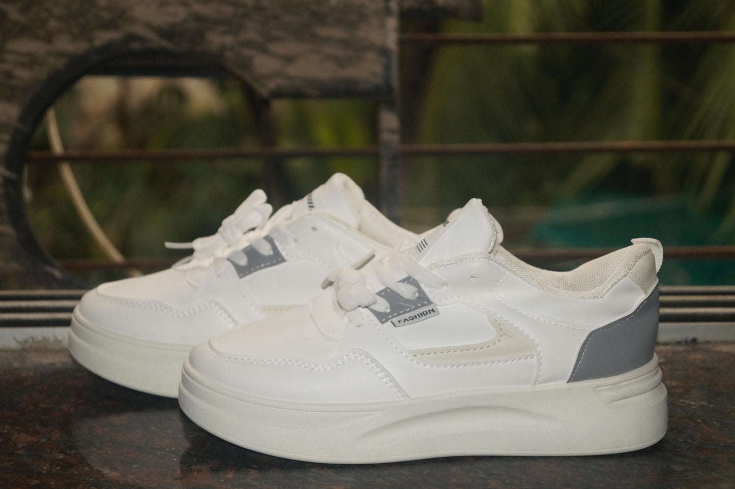 Estoreoxpress women casual sneakers